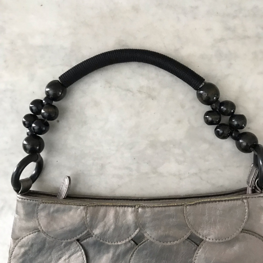 Handbag - Picture 6 of 9